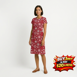 MISTLETOE & HOLLY SNOWFLAKES BARN RED - C16402-BARNRED - 100% COTTON