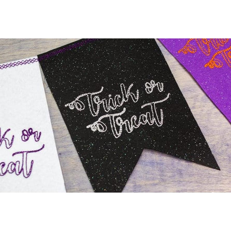 Thread - GlaMore Rayon Metallic - 12Wt - GM2111 - Limelight - 274m/300yd