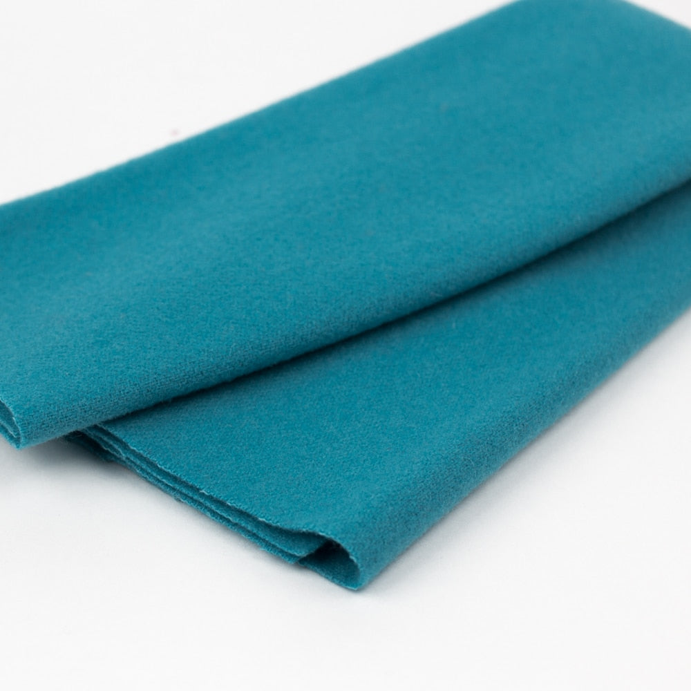 Sue Spargo Merino wool fabric LN08 Turquoise