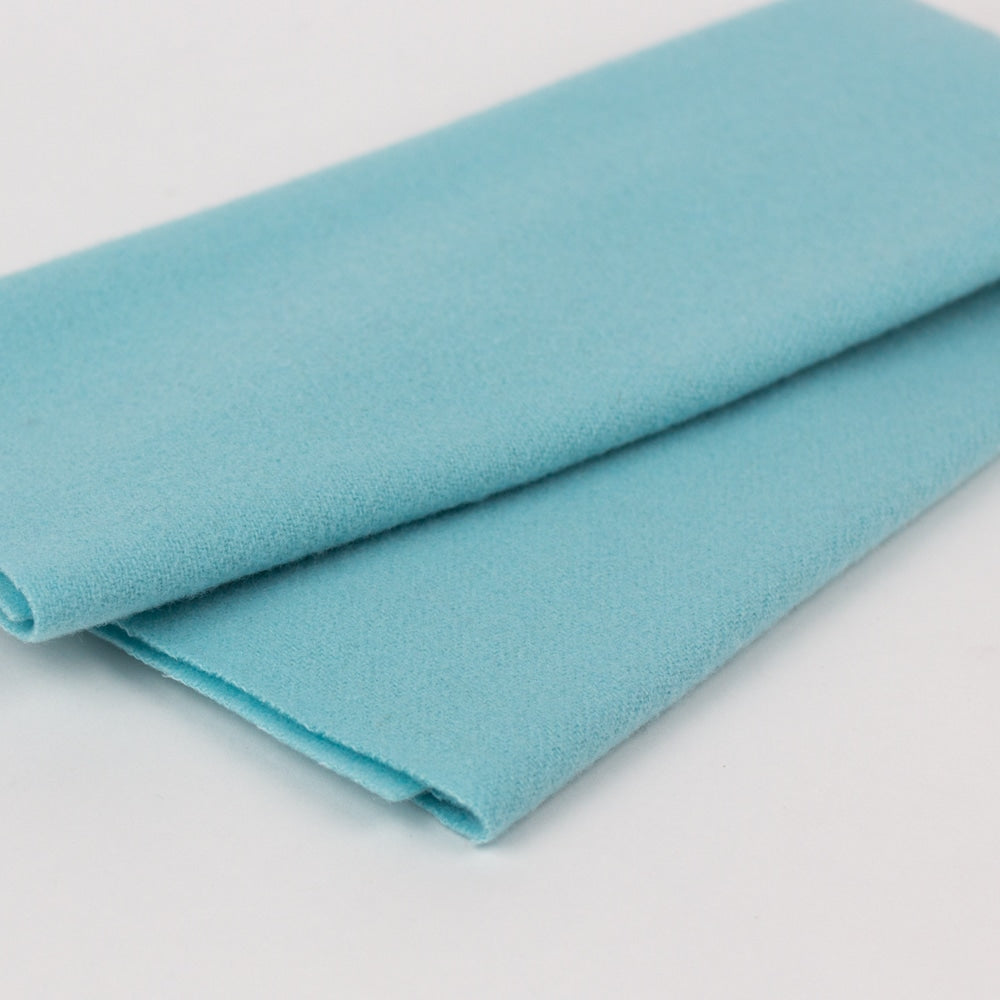 Sue Spargo Merino wool fabric LN20 Cloud