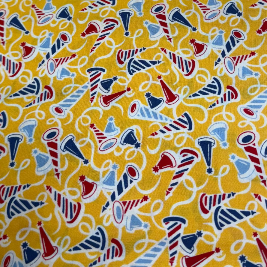 Robert Kaufman - The Three Bears Collection - Party Hats