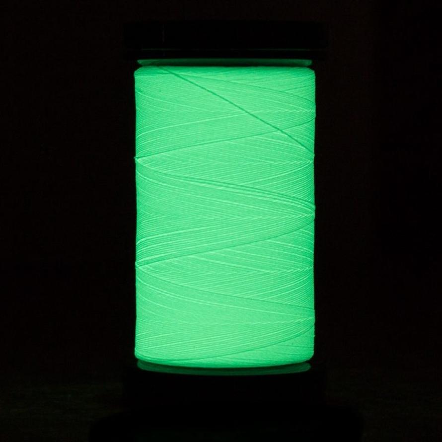 Thread - Ahrora Polyster - 40Wt - AR01 - White - 183m/200yd