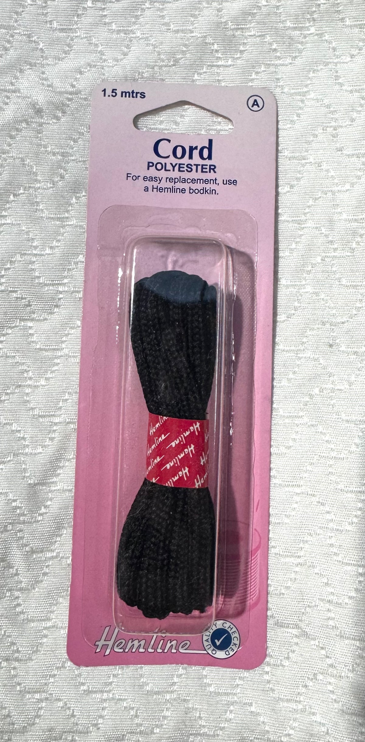 Hemline 6mm, 1.5mtrs Round Polyester Cord Black