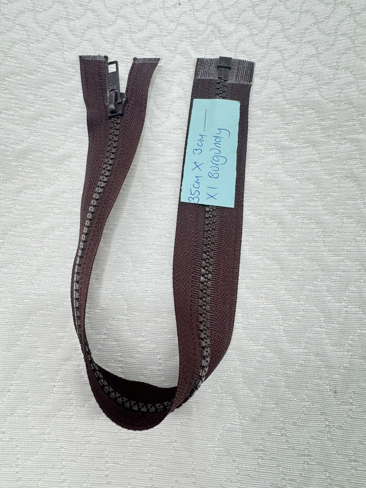 Zip Burgundy 35 cm