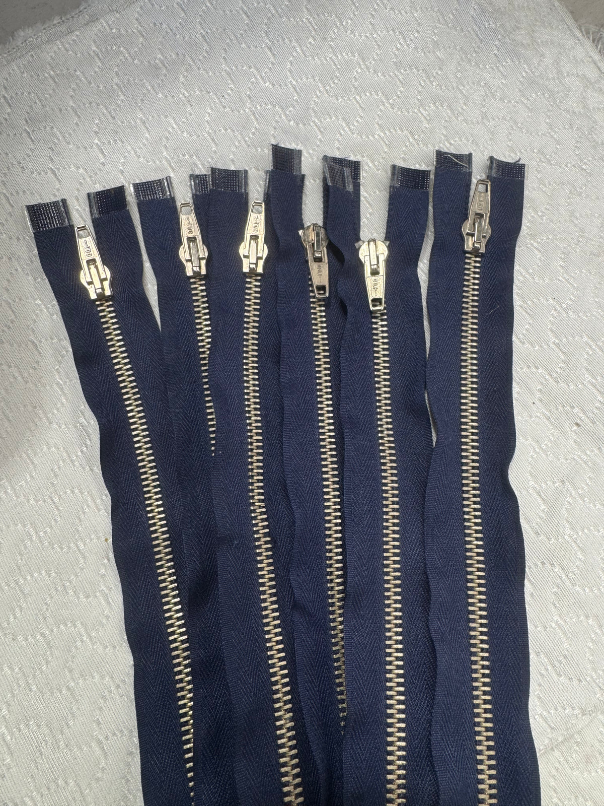 Zip Metal Dark Blue 44 cm
