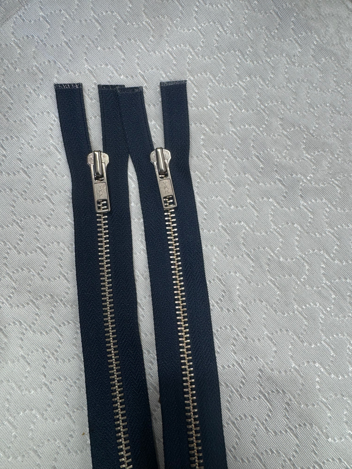 Zip Metal Dark Blue 39 cm