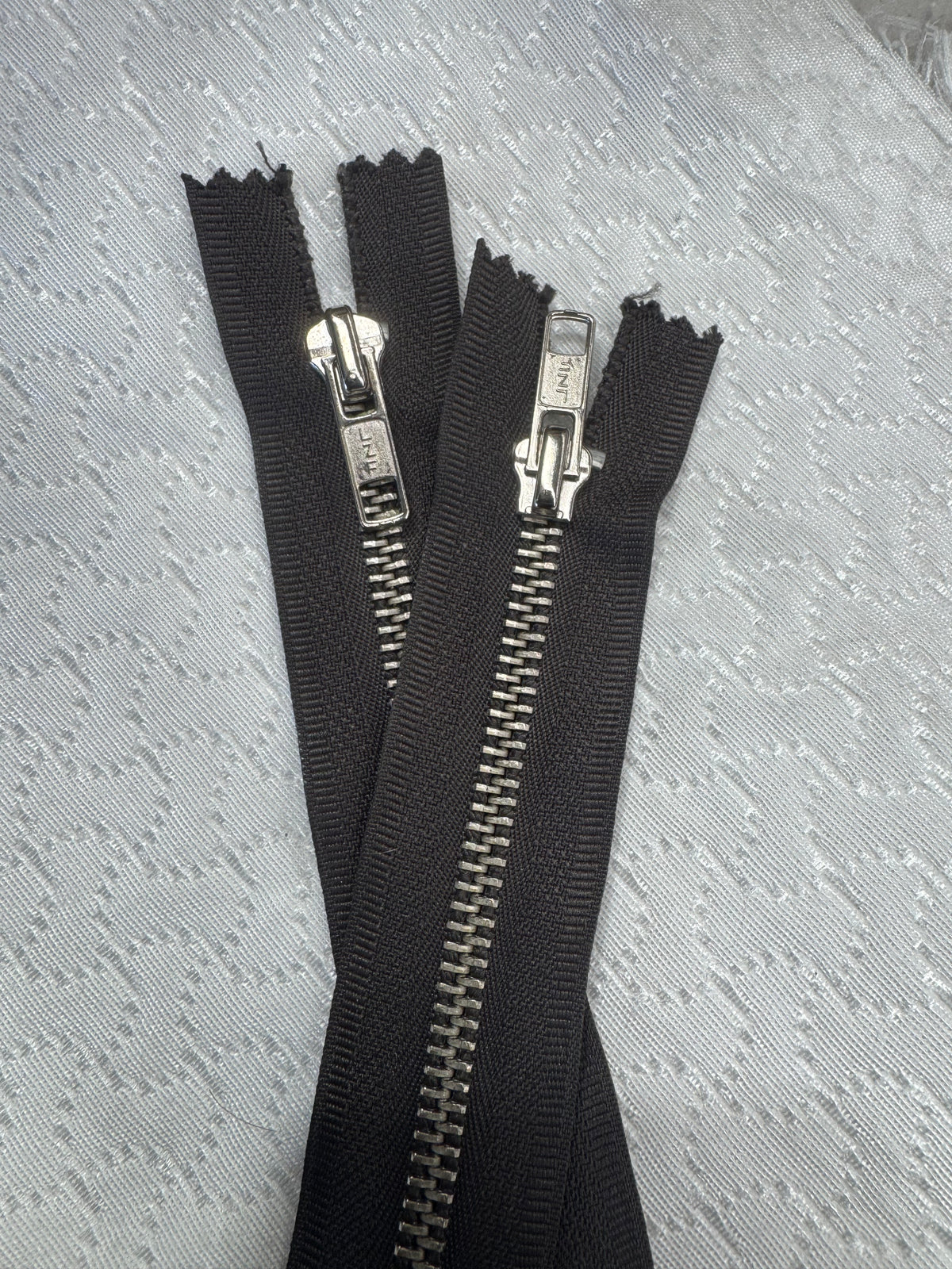 Zip Metal Brown 48 cm
