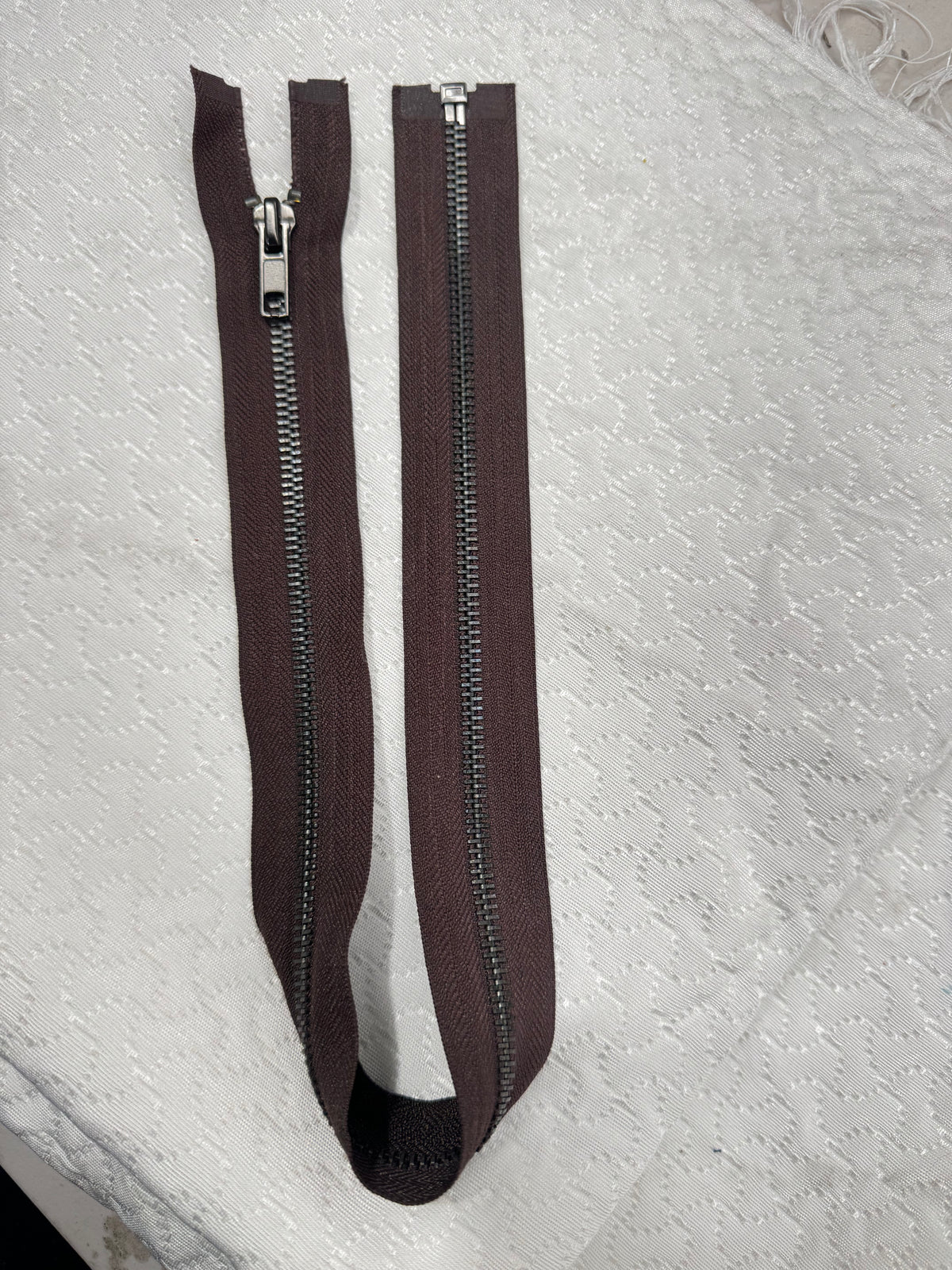 Zip Metal Brown 52 cm
