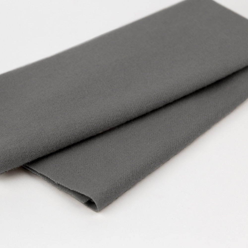 Sue Spargo Merino wool fabric LN04 Grey Flannel