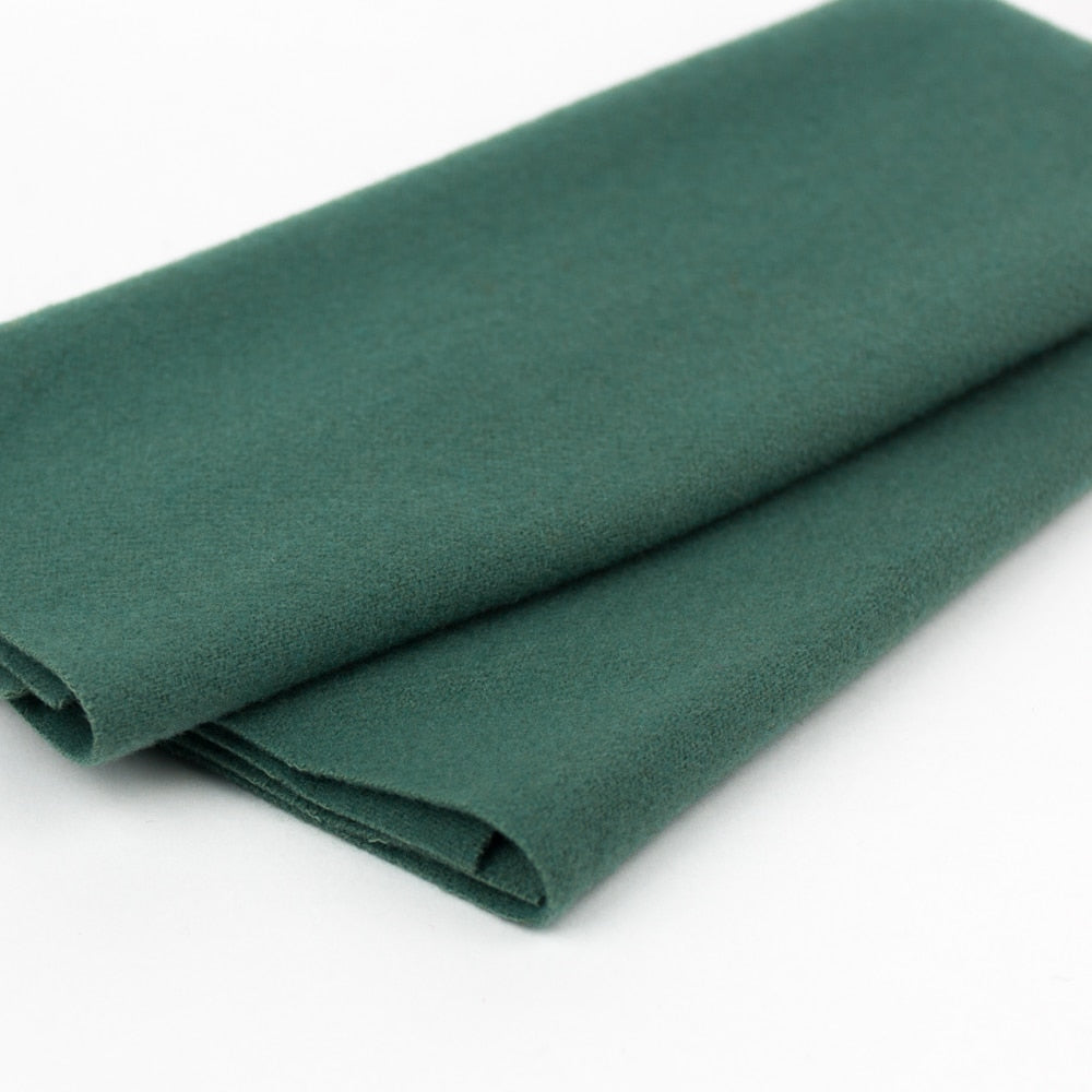 Sue Spargo Merino wool fabric LN17 Blue Sprule