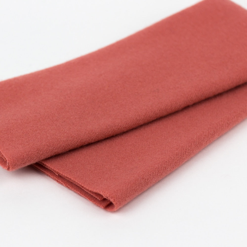 Sue Spargo Merino wool fabric LN25 Salmon