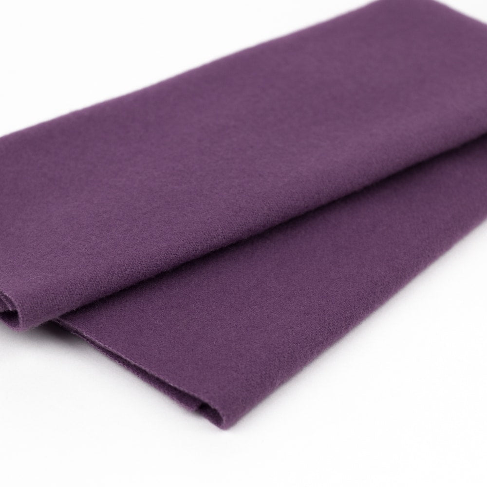 Sue Spargo Merino wool fabric LN36 Orchid