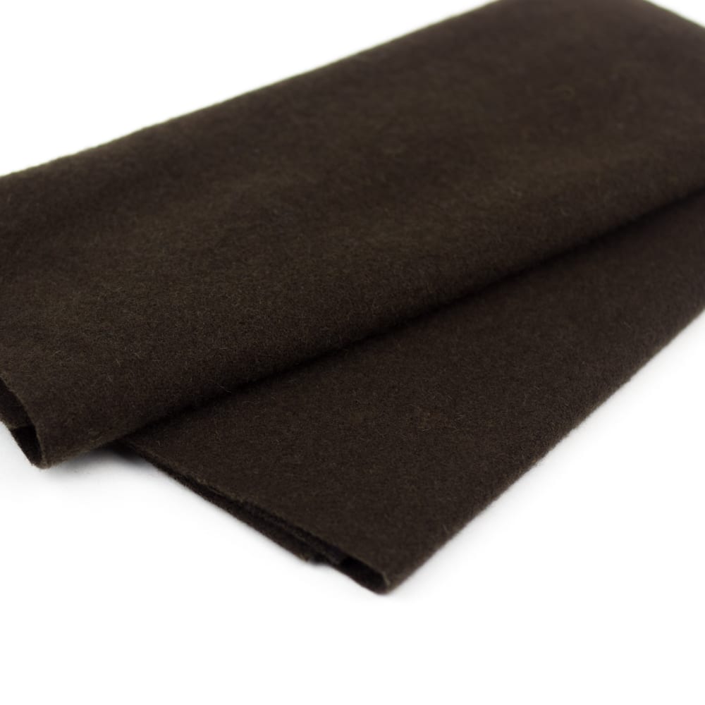 Sue Spargo Merino wool fabric LN52 Bark Chocolate