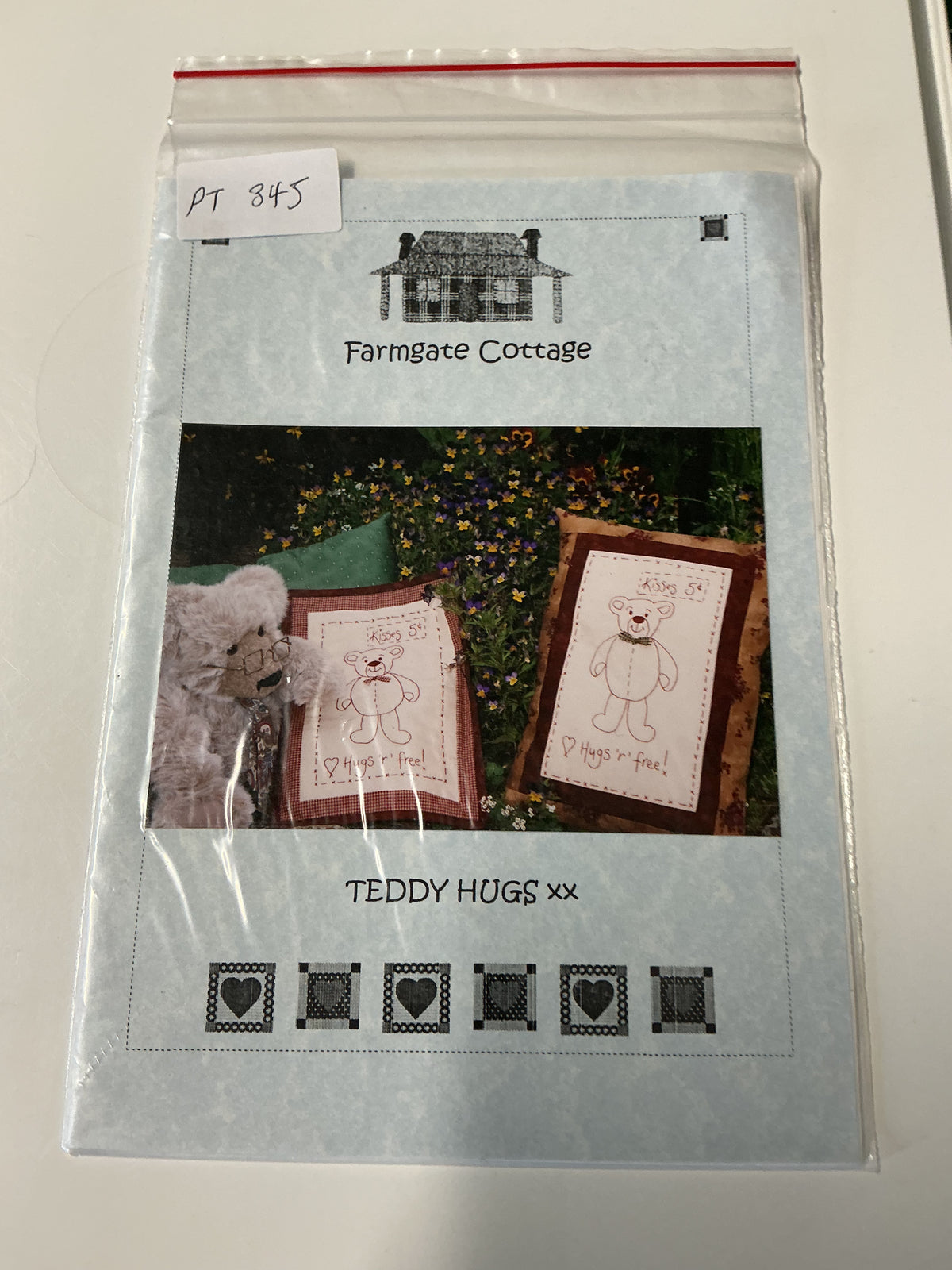 Teddy Hugs Stitchery Pattern
