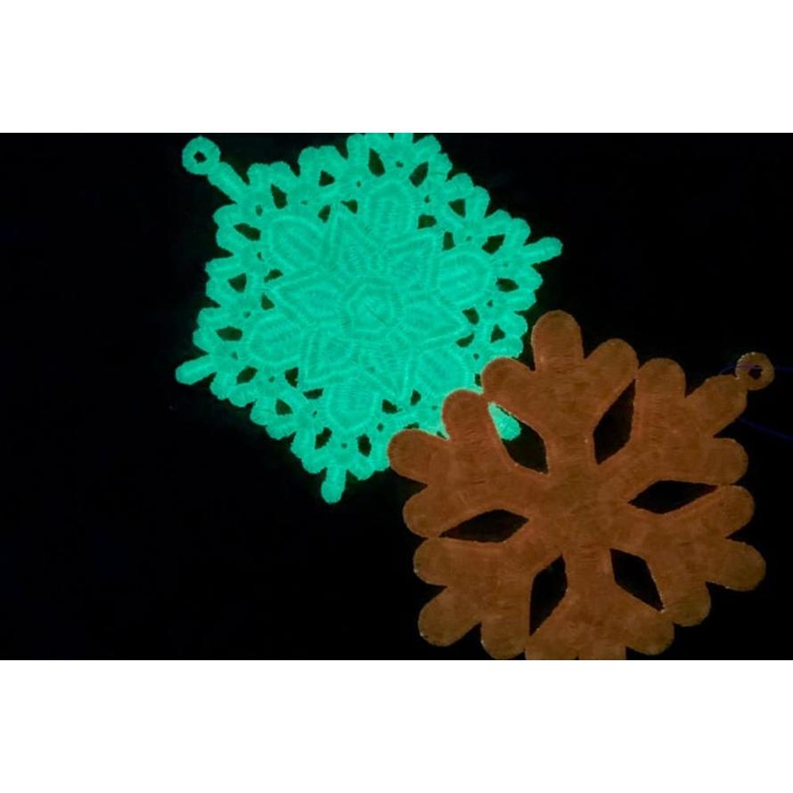 Thread - Ahrora Polyster - 40Wt - AR02 - Cream - 183m/200yd