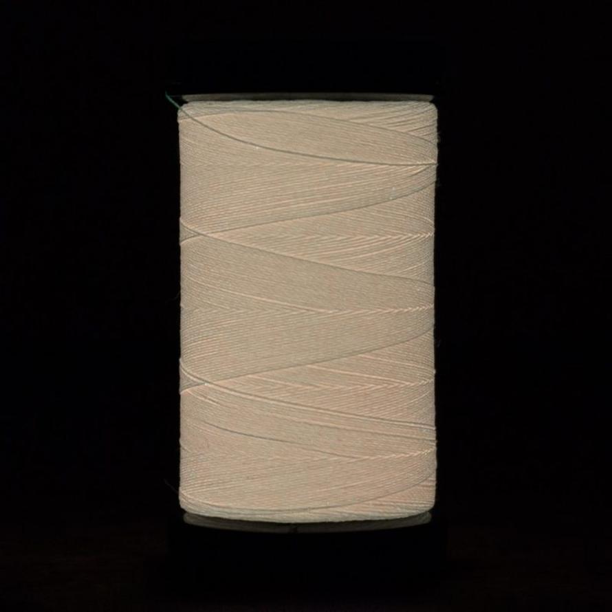 Thread - Ahrora Polyster - 40Wt - AR06 - Impatiens Pink - 183m/200yd